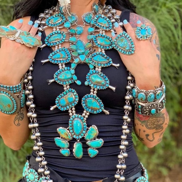 Meet your Posher, Becca - Picture 1 of 1